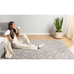 The Grey Geometric Rug 6' x 9'