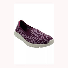 Spenco Footwear - Epic Stretch Giraffe Grape Wine - Med