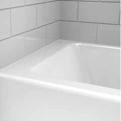 Bathtub: Linea - White - Sold with No Warranty