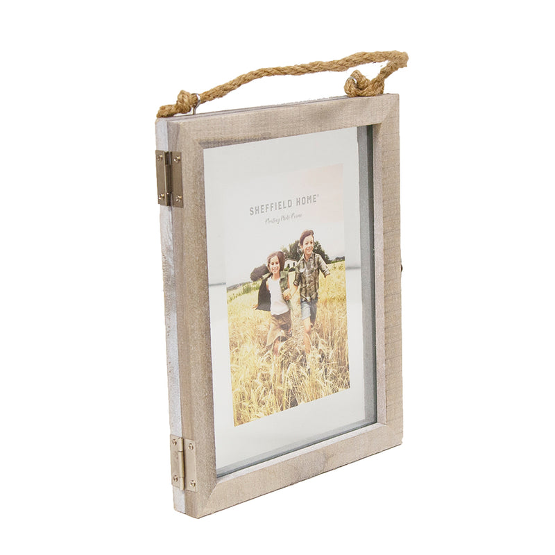 Load image into Gallery viewer, Distressed Grey Pinewood Frame 5&quot; x 7&quot; Floating Glass Frame
